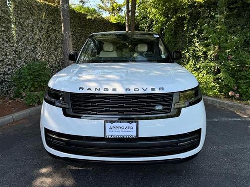 2025 Land Rover Range Rover SE