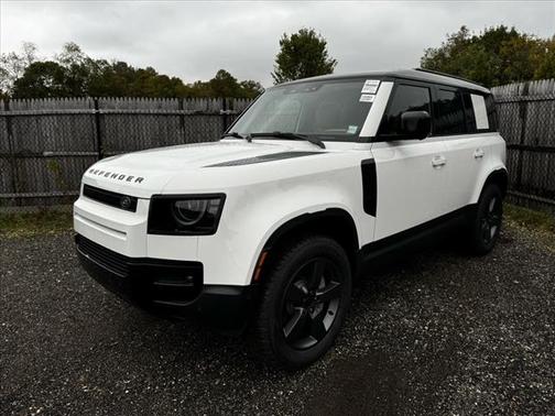 2026 Land Rover Defender 110S