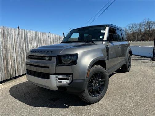 2025 Land Rover Defender P400 S