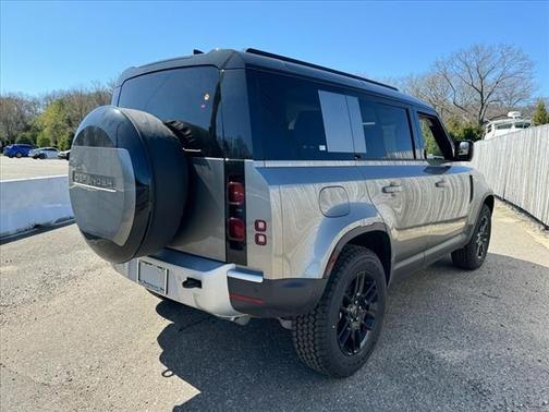 2025 Land Rover Defender P400 S