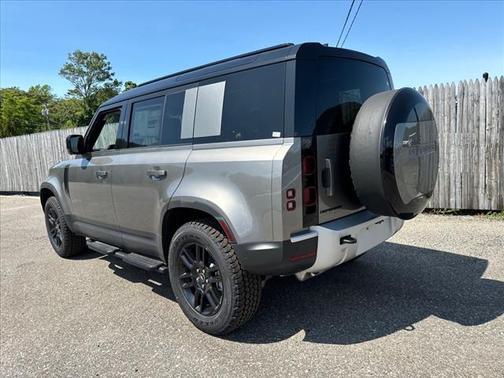 2025 Land Rover Defender P400 S