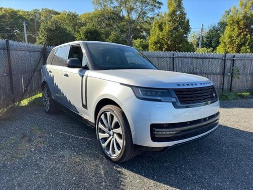 2025 Land Rover Range Rover P530 SE