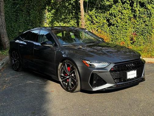 2023 Audi RS 7 4.0T