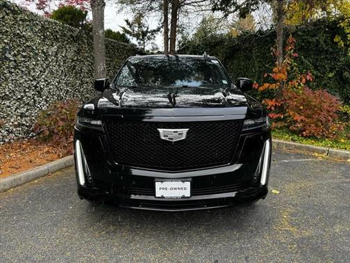 2022 Cadillac Escalade Sport