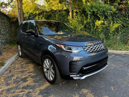 2026 Land Rover Discovery Tempest Edition