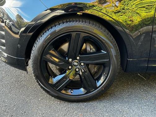 2025 Land Rover Discovery P360 Dynamic SE