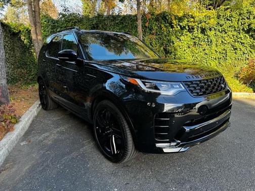 2025 Land Rover Discovery P360 Dynamic SE