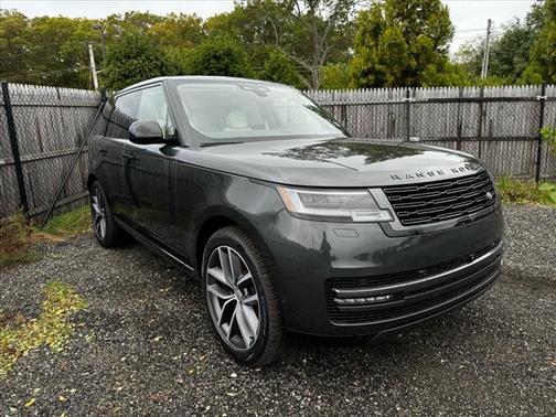 2025 Land Rover Range Rover P550e SE