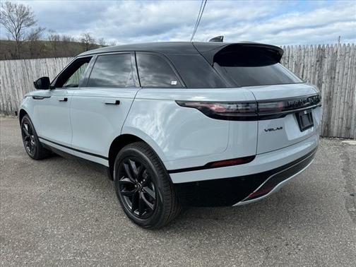 2026 Land Rover Range Rover Velar P250 SE R-Dynamic