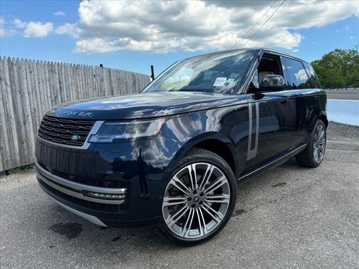 2025 Land Rover Range Rover P400 SE