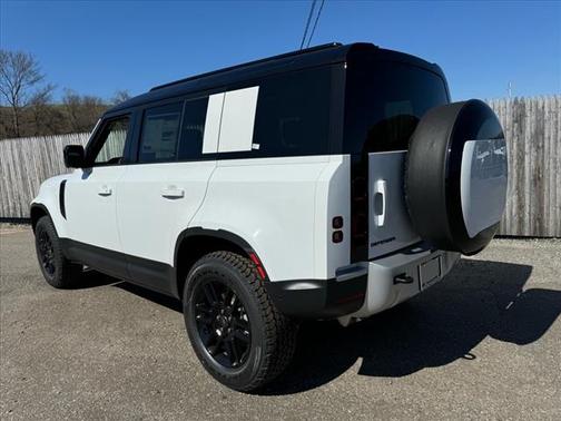 2025 Land Rover Defender P400 S