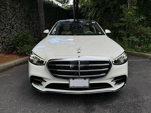 2022 Mercedes-Benz S-Class S 500 4MATIC?
