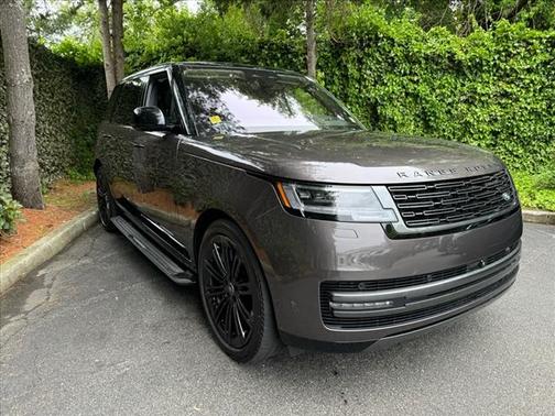 2023 Land Rover Range Rover First Edition LWB