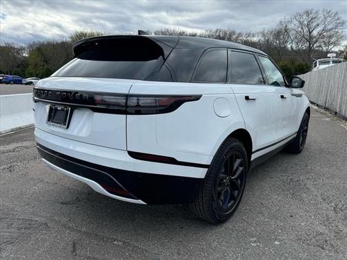 2026 Land Rover Range Rover Velar P250 SE R-Dynamic