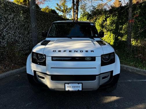 2024 Land Rover Defender 90 S