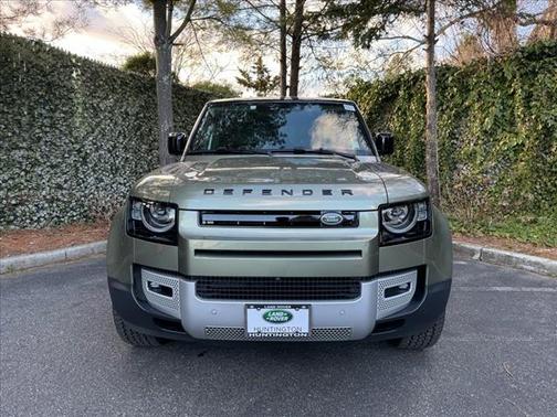 2024 Land Rover Defender 110 S