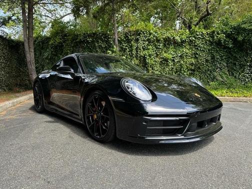 2020 Porsche 911 Carrera 4S