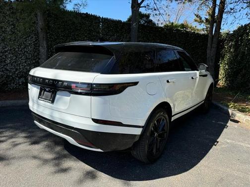 2026 Land Rover Range Rover Velar P250 SE R-Dynamic