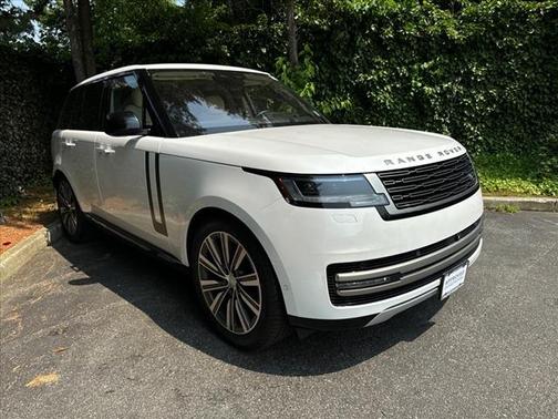 2023 Land Rover Range Rover SE