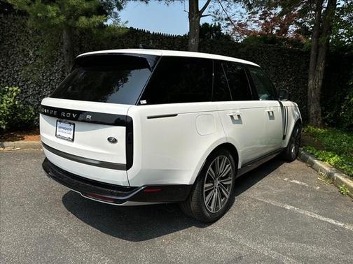 2023 Land Rover Range Rover SE