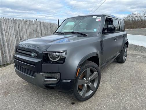 2025 Land Rover Defender 110 V8