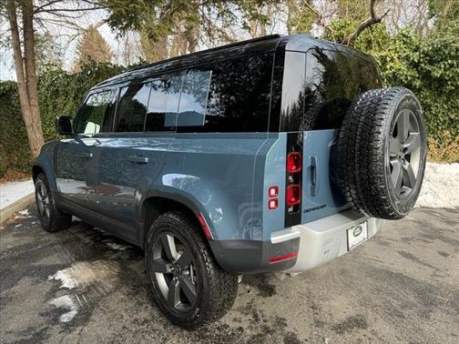 2025 Land Rover Defender P400 S
