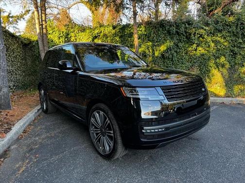2025 Land Rover Range Rover P400 SE