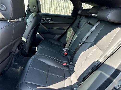 2026 Land Rover Range Rover Velar P250 SE R-Dynamic