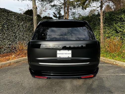 2025 Land Rover Range Rover P530 SE