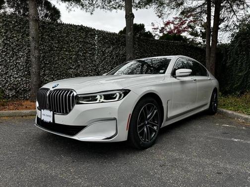 2021 BMW 750 i xDrive