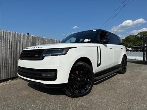 2025 Land Rover Range Rover P530 SE 7 Seat