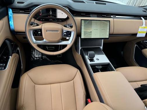 2025 Land Rover Range Rover P530 SE 7 Seat