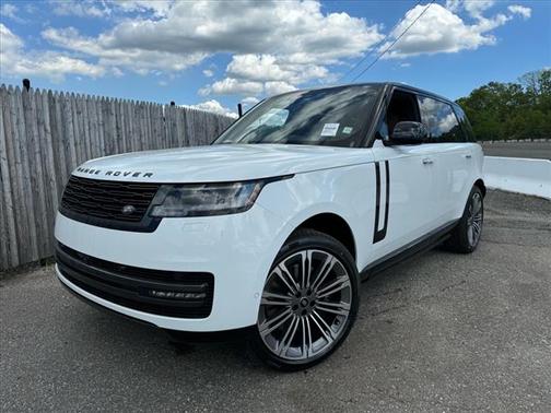 2025 Land Rover Range Rover P530 SE 7 Seat