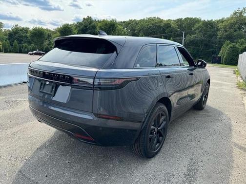 2026 Land Rover Range Rover Velar P250 SE R-Dynamic
