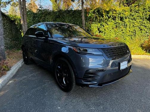 2026 Land Rover Range Rover Velar P250 SE R-Dynamic