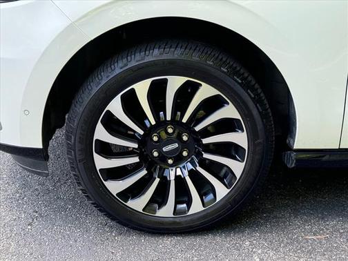 2023 Lincoln Navigator Black Label