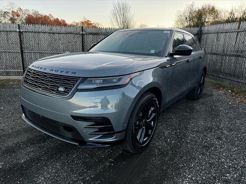 2026 Land Rover Range Rover Velar P250 SE R-Dynamic
