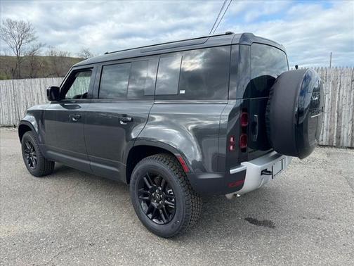 2025 Land Rover Defender P400 S
