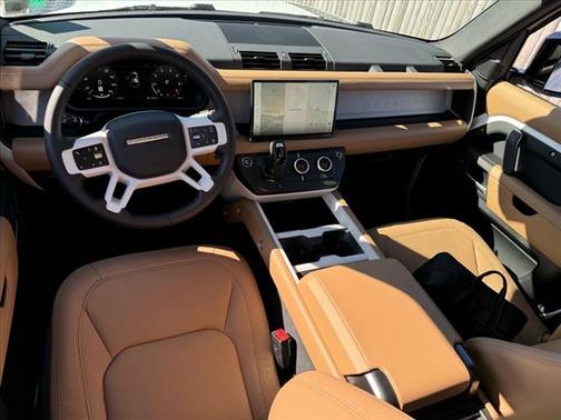 2025 Land Rover Defender P400 S