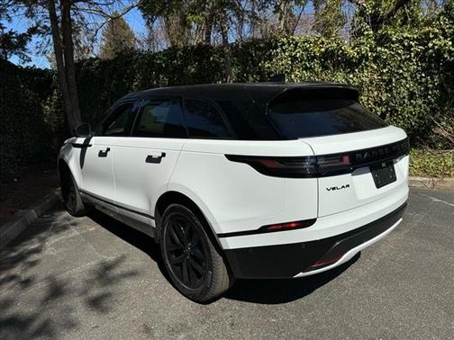 2026 Land Rover Range Rover Velar P250 SE R-Dynamic