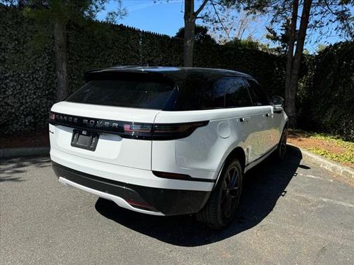 2026 Land Rover Range Rover Velar P250 SE R-Dynamic
