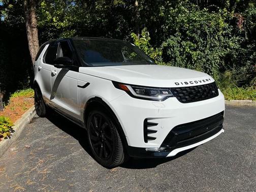 2025 Land Rover Discovery P360 Dynamic SE