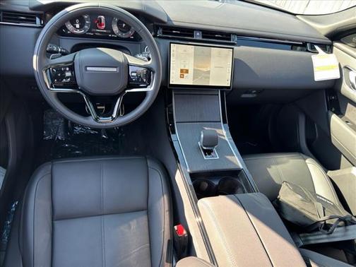 2026 Land Rover Range Rover Velar P400 Dynamic SE