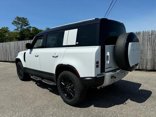 2025 Land Rover Defender P400 S