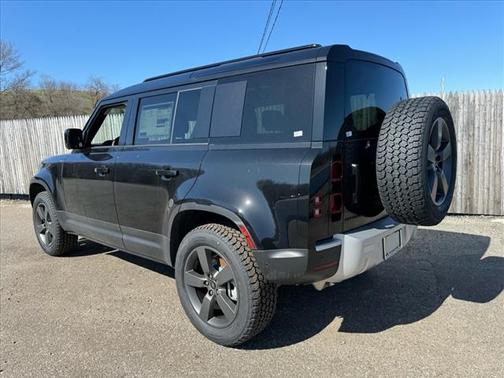 2025 Land Rover Defender P400 S