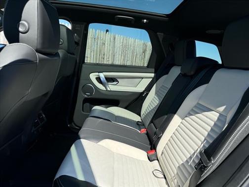 2025 Land Rover Discovery Sport Dynamic SE