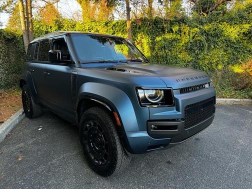 2026 Land Rover Defender OCTA