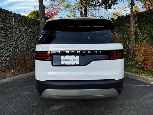 2025 Land Rover Discovery P300 S