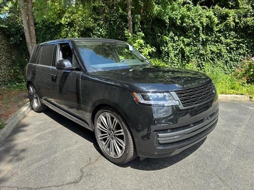 2025 Land Rover Range Rover P530 SE 7 Seat