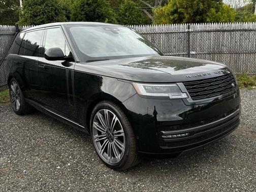 2025 Land Rover Range Rover P530 SE 7 Seat